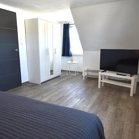 Apartment In Huus Grube