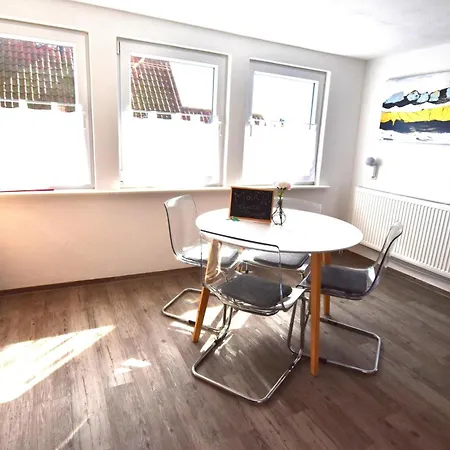 Apartment In Huus